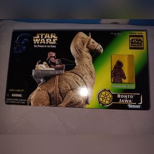 NWOT Kenner Star Wars Ronto & Jawa Action Figure